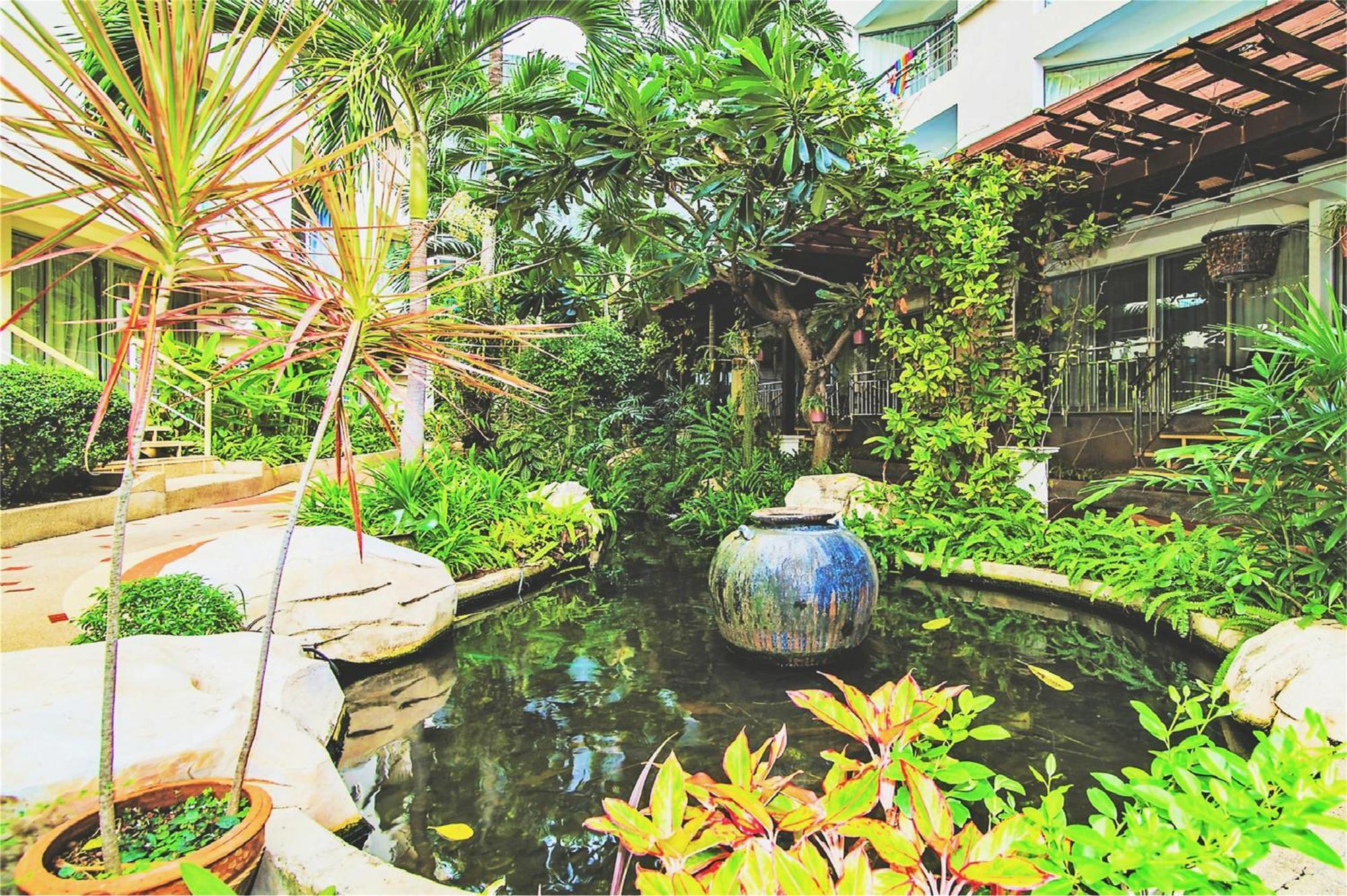 First Hua Hin - Happy Rent Apartamento Exterior foto